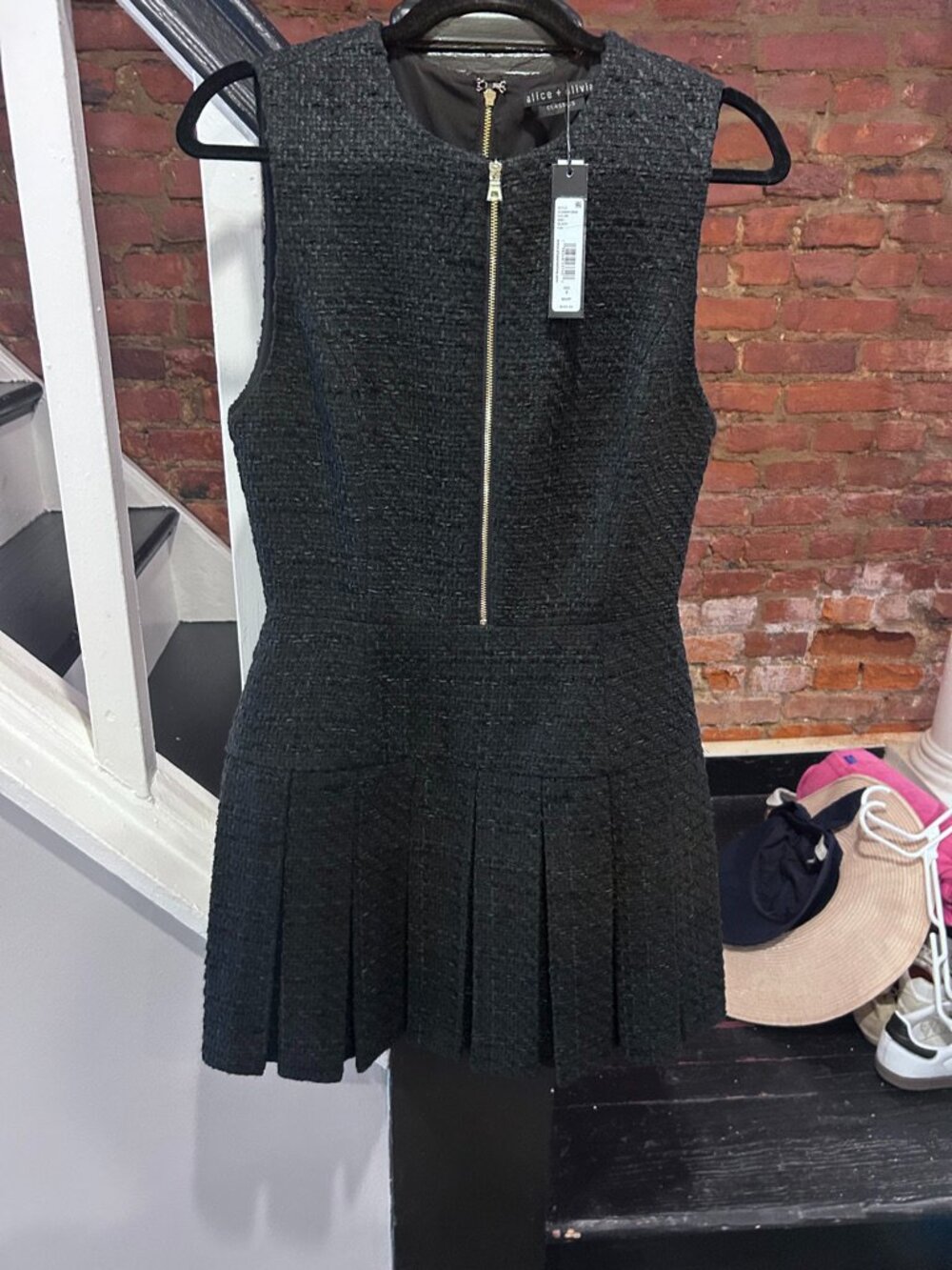 Alice + Olivia Ellis Pleated Drop Waist Mini Dress Black - Size 8 - Tags on!